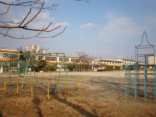 篠岡小学校の画像