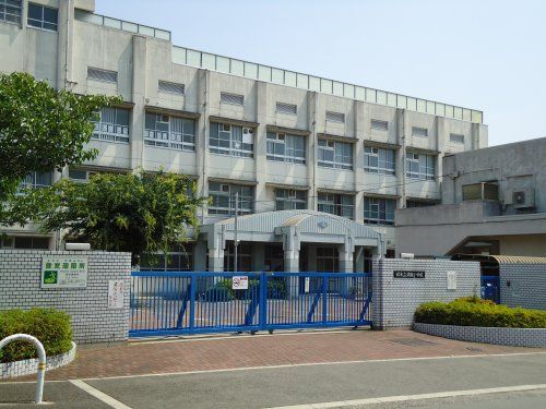 堺市立深阪小学校の画像