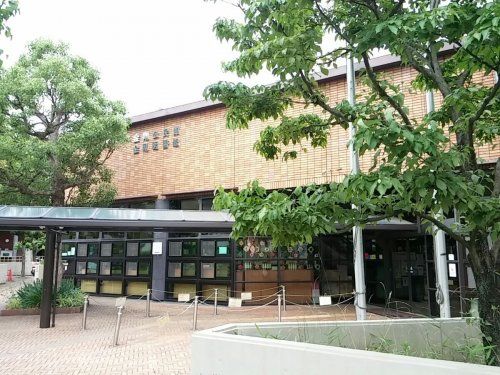 富田林市立金剛図書館の画像
