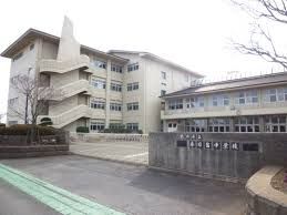 綾瀬市立北の台中学校の画像