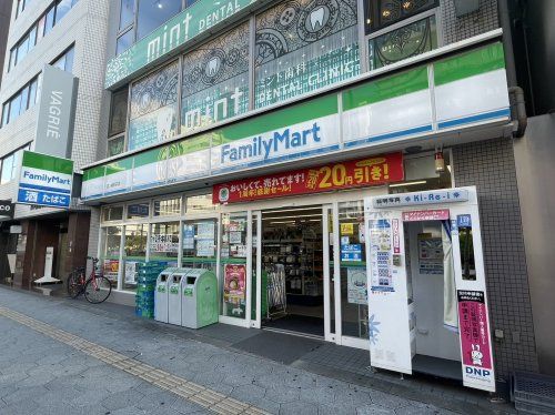 ファミリーマート 四ツ橋駅前店の画像