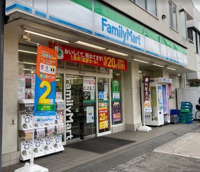 ファミリーマート 泉尾一丁目店の画像