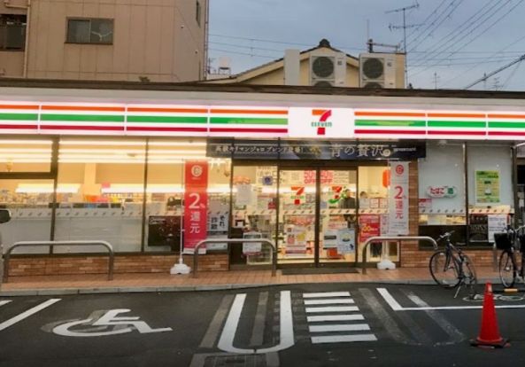 セブンイレブン 大阪小林東3丁目店の画像