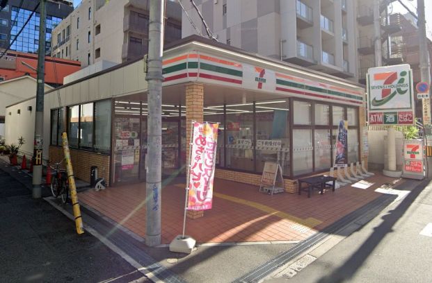 セブンイレブン 大阪鶴野東店の画像