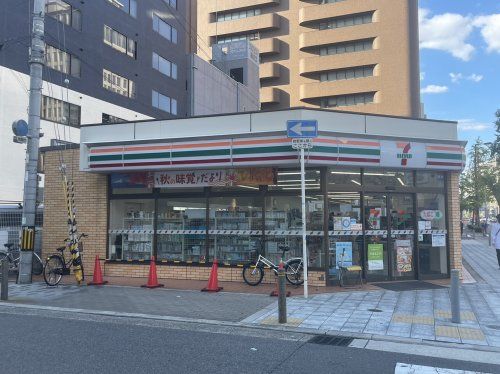 セブンイレブン 大阪新町2丁目店の画像