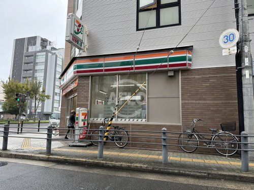 セブンイレブン 大阪生玉前町南店 の画像