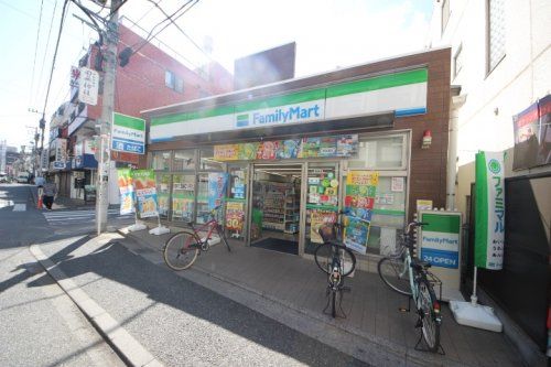 ファミリーマートひばりが丘一丁目店の画像