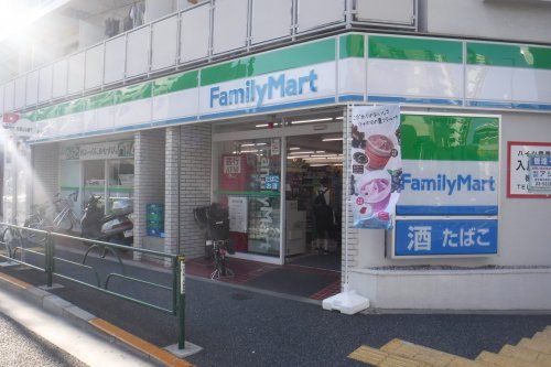 ファミリーマート 新中野店の画像