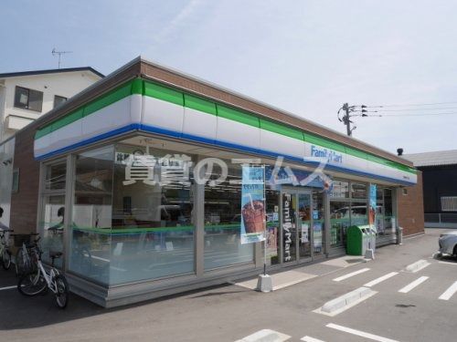 ファミリーマート大野城仲畑三丁目店の画像