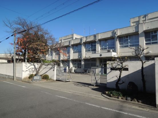 堺市立 登美丘中学校の画像