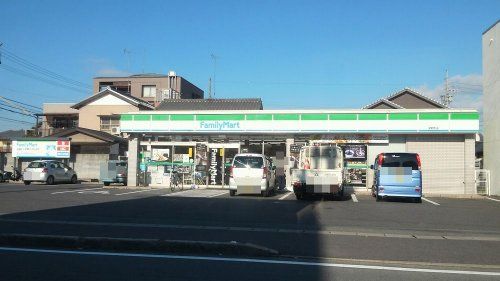 ファミリーマート 津新町店の画像