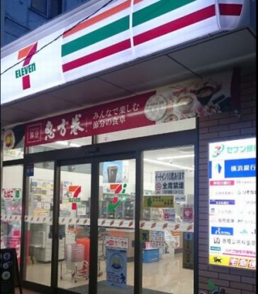 セブン-イレブン大和昭和通り店の画像