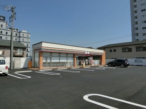 セブンイレブン　鈴鹿大池店の画像