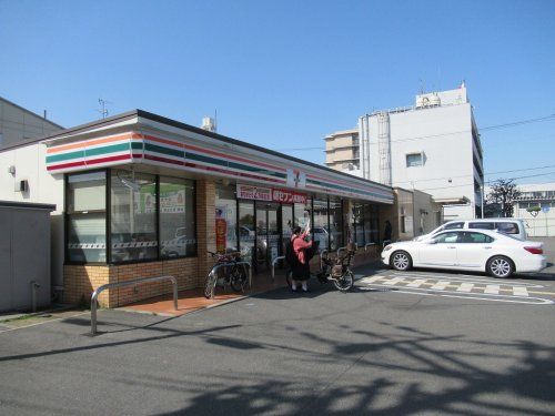 セブン-イレブン東大阪稲葉１丁目店の画像