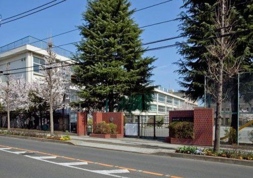 羽村市立富士見小学校の画像