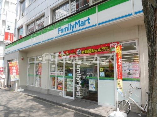 ファミリーマート福岡合同庁舎前店の画像