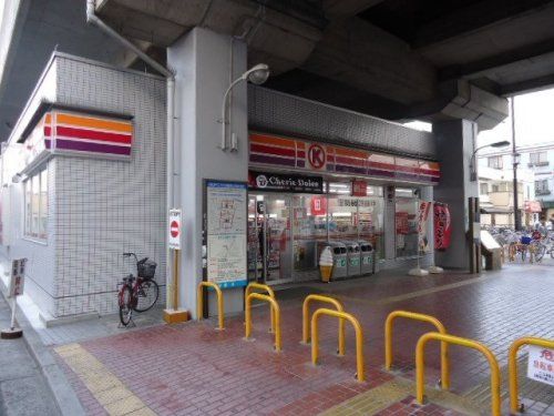 ファミリーマート南海湊駅前店の画像