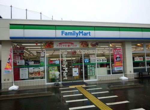 ファミリーマート西武立川店の画像