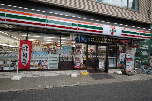 セブン-イレブン世田谷上北沢店の画像