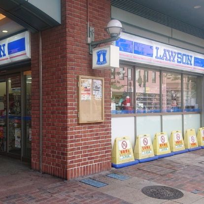 ローソン 尼崎立花駅南店の画像