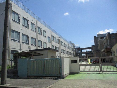 名古屋市立千鳥小学校の画像