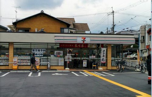 セブンイレブン京都大宮北箱ノ井町店の画像