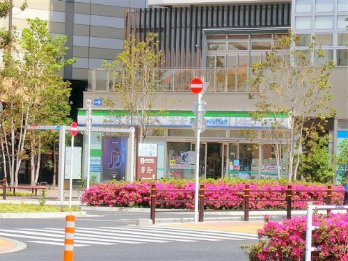 ファミリーマート 糀谷駅南店の画像