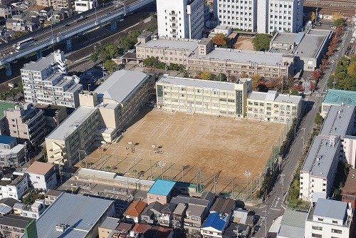 神戸市立鷹取中学校の画像