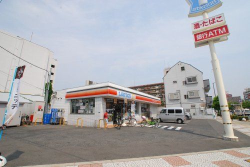 ローソン 出城三丁目店の画像