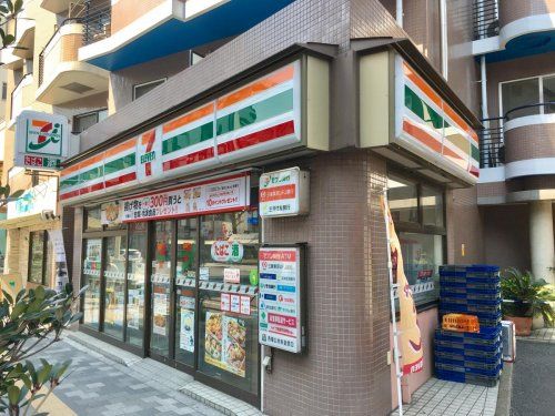 セブン-イレブン新宿西早稲田３丁目店の画像