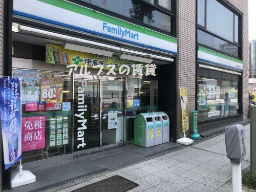 ファミリーマート桜木町弁天橋店の画像