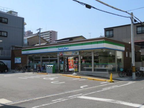 ファミリーマート大阪工大前店の画像