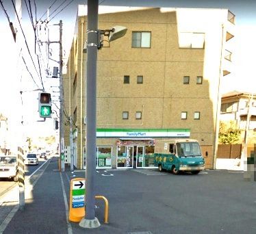 ファミリーマート横須賀衣笠店の画像