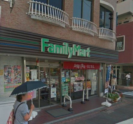 ファミリーマート　大岡山駅前店の画像