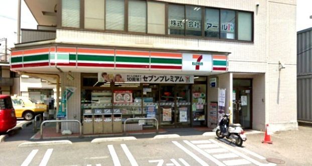 セブン‐イレブン 横浜坂本町店の画像