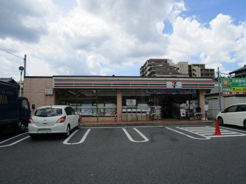 セブン‐イレブン 千葉天台駅前店の画像