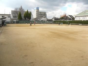 三ノ瀬公園軟式庭球場の画像
