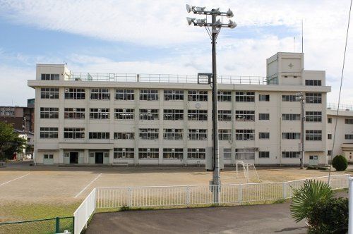 仙台市立鹿野小学校の画像