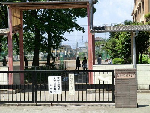 東大和市立　第三中学校の画像