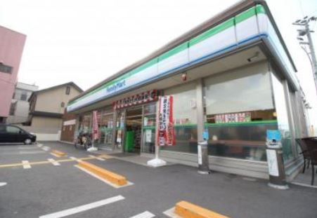 ファミリーマート東野駅東店の画像