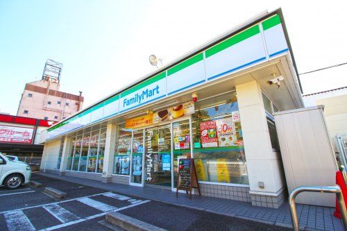 ファミリーマート京都深草フチ町店の画像