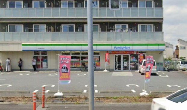 ファミリーマート中山競馬場前店の画像