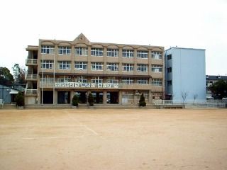 長坂小学校の画像