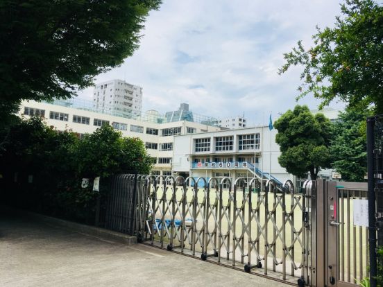 文京区立駕籠町小学校の画像