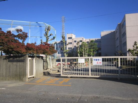 越谷市立宮本小学校の画像