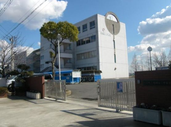 松伏町立松伏第二中学校の画像