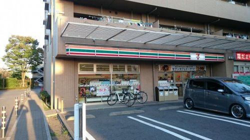 セブンイレブン横浜平安町2丁目店の画像