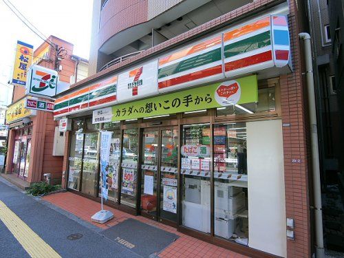 セブンイレブン 杉並高井戸駅前店の画像