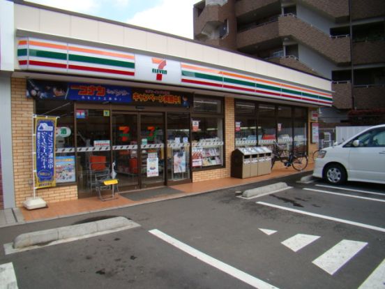 セブンイレブン 練馬南大泉富士街道店の画像