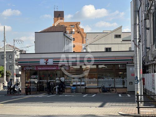 セブンイレブン 大阪味原本町店の画像